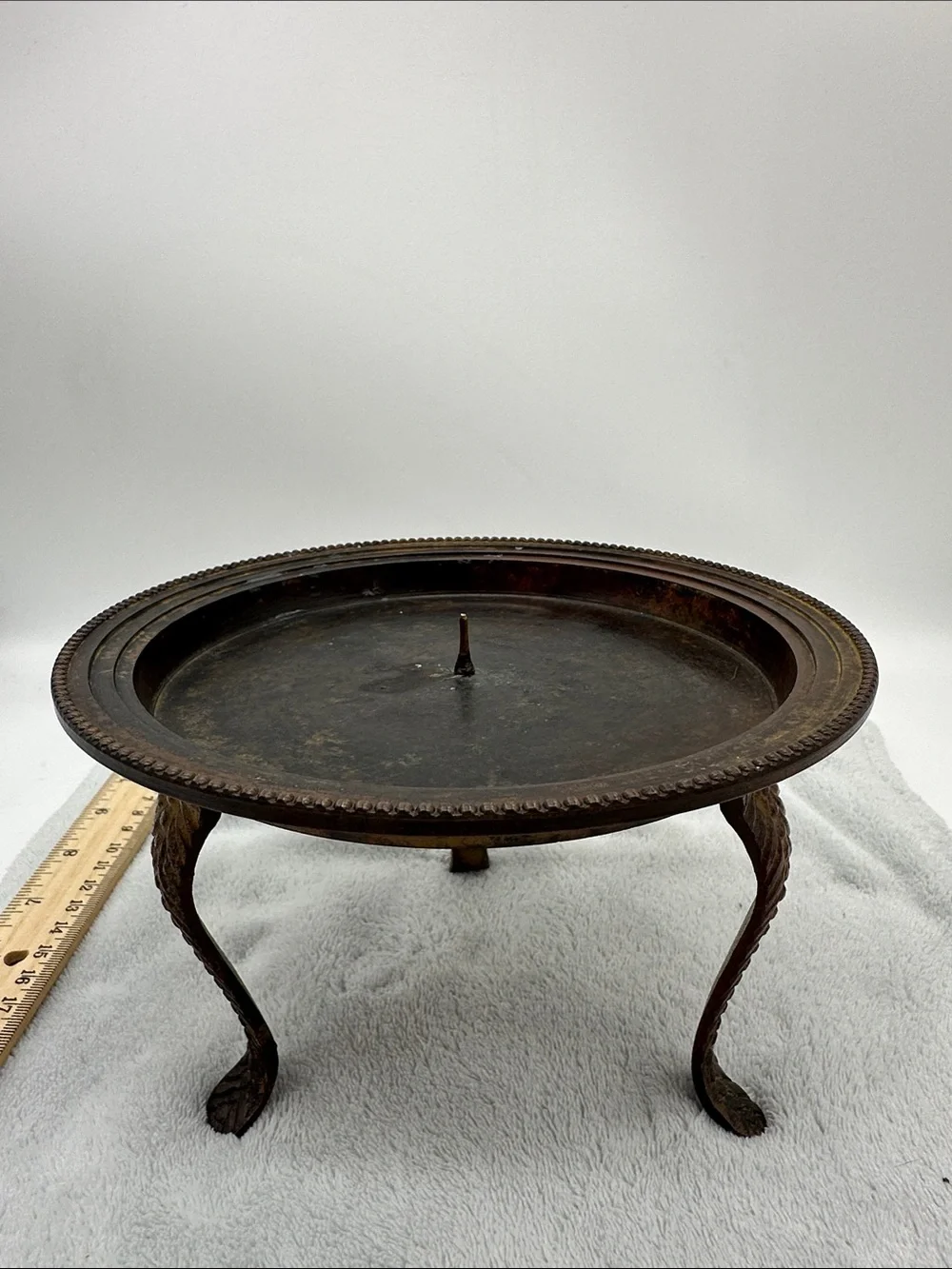 Vintage Pier 1 Italian Leaf Design on 3-Legs Iron Candle Holder in Aged Bronze